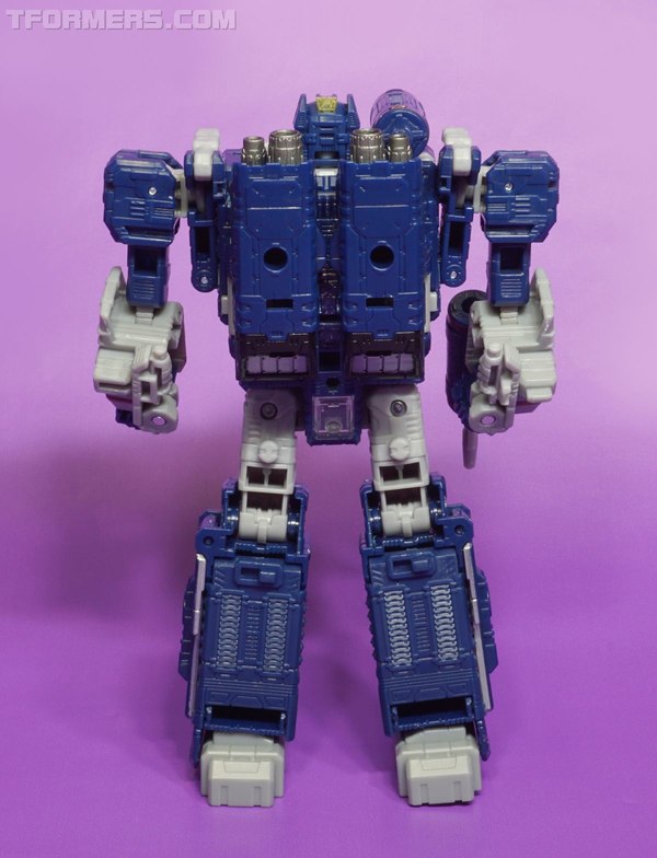 War For Cybertron Siege Soundwave Voyager Figure  (28 of 55)